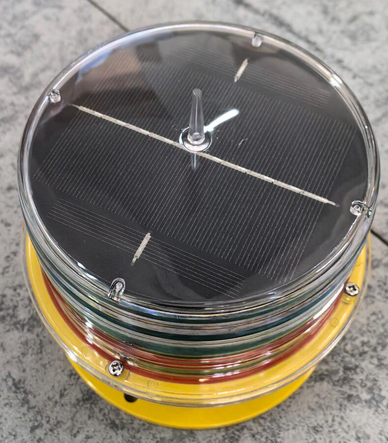  Solar Powered Aviation Light