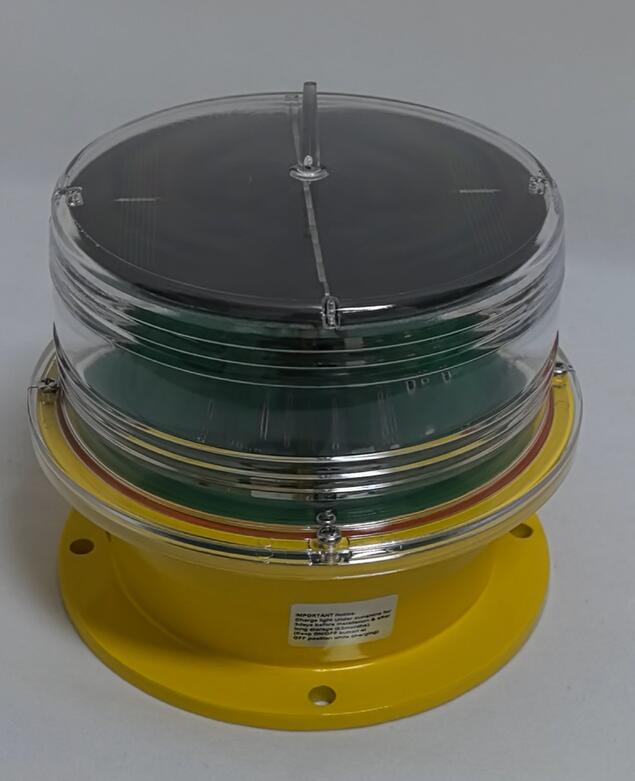 L 810 solar powered obstruction light